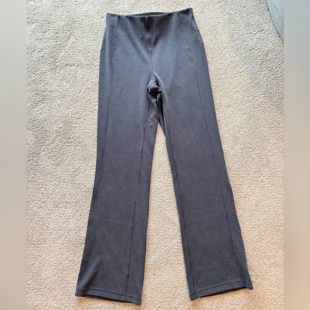 Like New Lululemon Athletica Ribbed Softstreme Flared Leg Pant, Black/Dk. Gray 8 - Picture 7 of 13